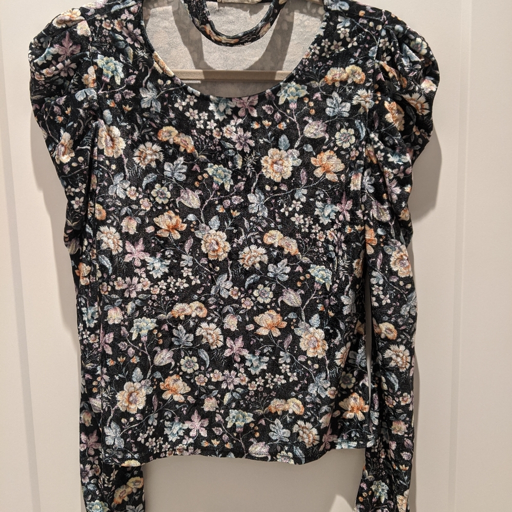 Floral top